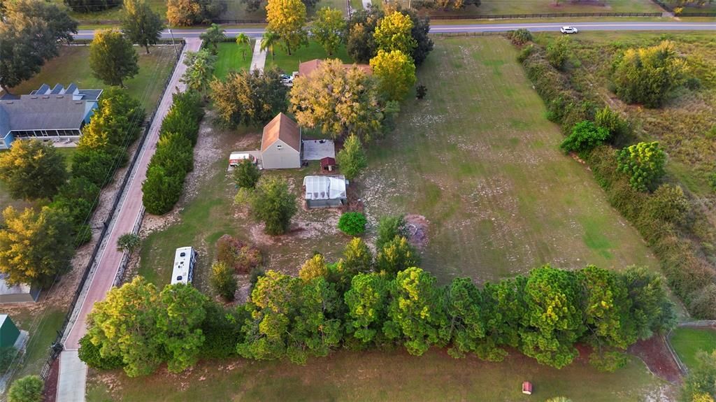 待售: $610,000 (4 贝兹, 2 浴室, 2284 平方英尺)