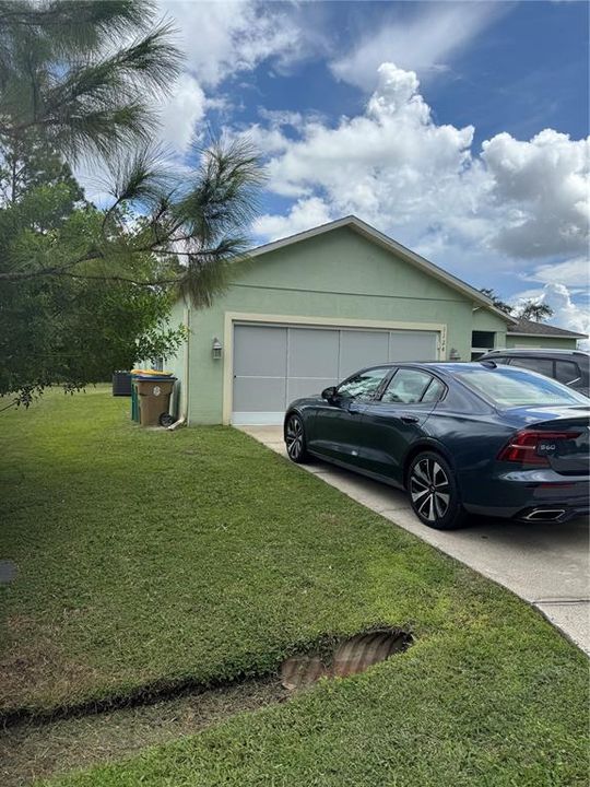 Activo con contrato: $235,900 (3 camas, 2 baños, 1465 Pies cuadrados)