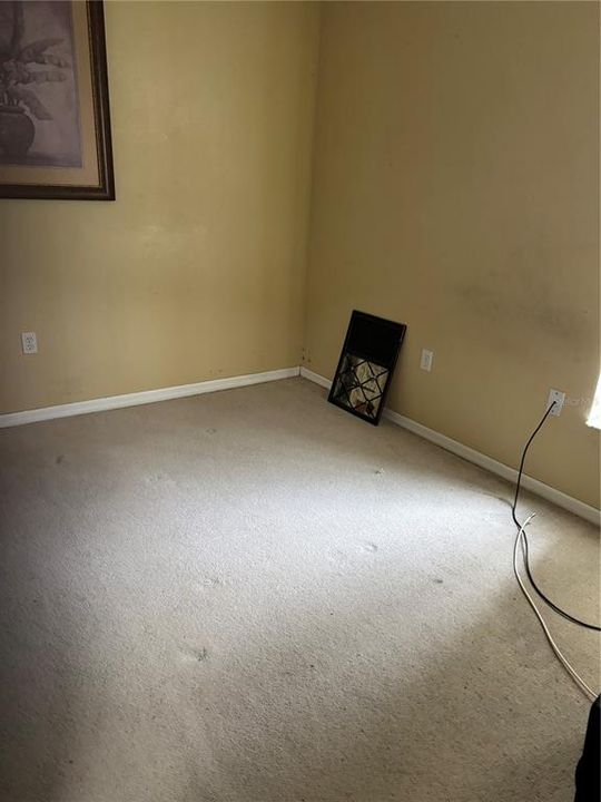 Activo con contrato: $235,900 (3 camas, 2 baños, 1465 Pies cuadrados)