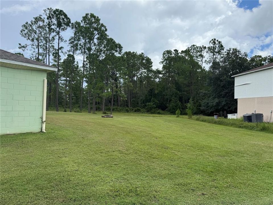 Activo con contrato: $235,900 (3 camas, 2 baños, 1465 Pies cuadrados)