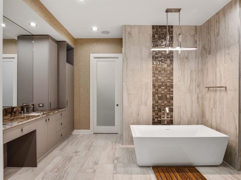 待售: $2,500,000 (4 贝兹, 4 浴室, 3840 平方英尺)