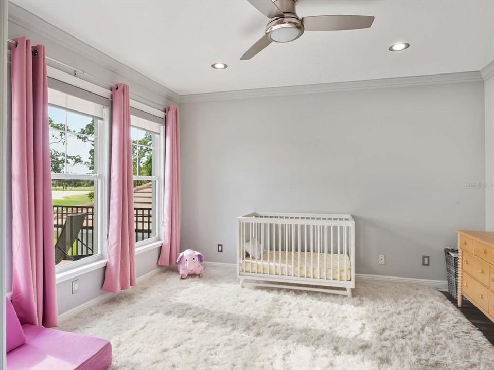 待售: $2,500,000 (4 贝兹, 4 浴室, 3840 平方英尺)