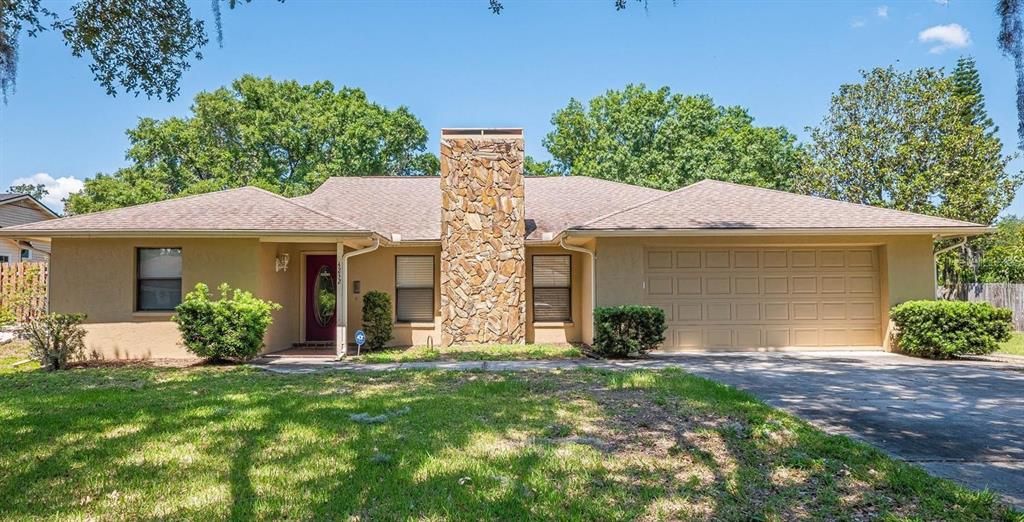 For Rent: $2,250 (3 beds, 2 baths, 1707 Square Feet)