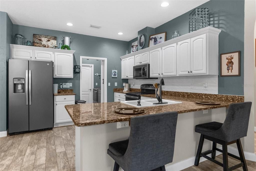 Active With Contract: $395,000 (3 beds, 2 baths, 1770 Square Feet)