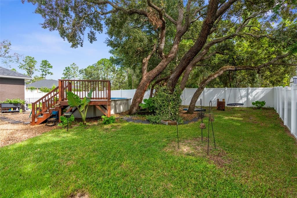 Active With Contract: $395,000 (3 beds, 2 baths, 1770 Square Feet)