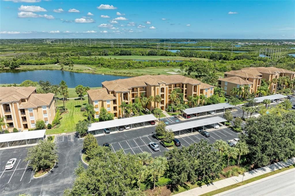 Под контрактом: $275,000 (2 спален, 2 ванн, 1156 Квадратных фут)