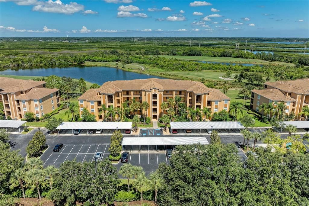 Под контрактом: $275,000 (2 спален, 2 ванн, 1156 Квадратных фут)