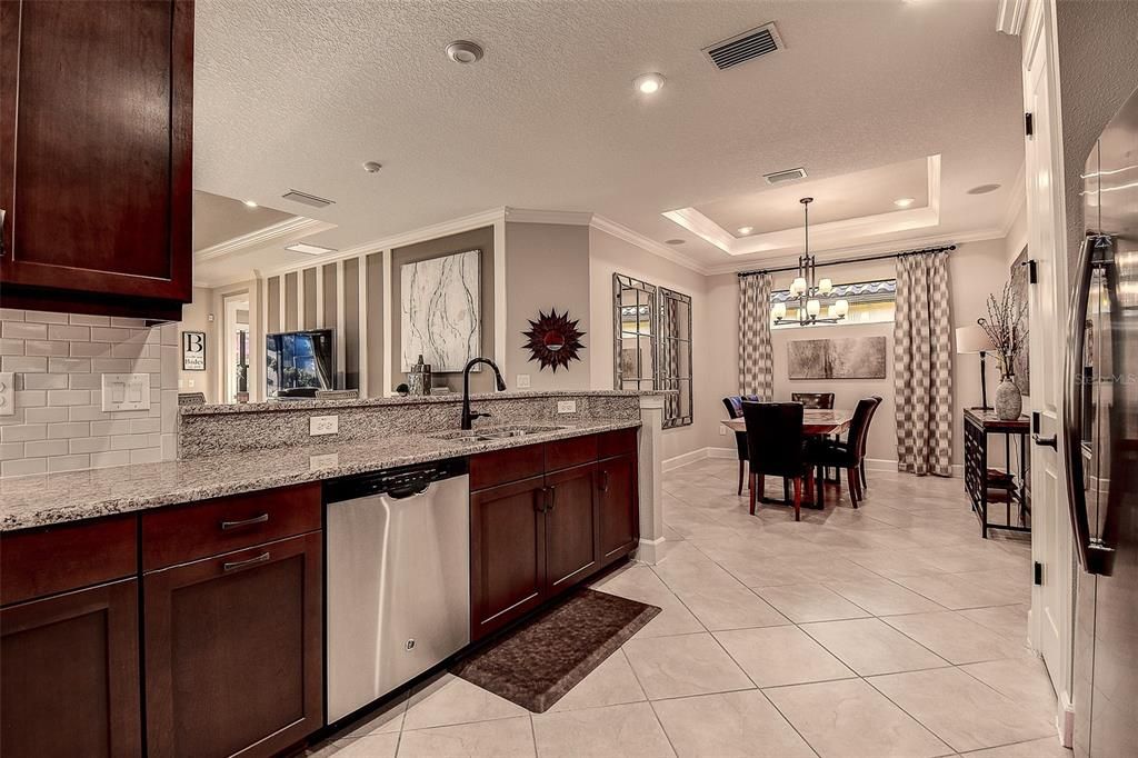 For Sale: $620,000 (3 beds, 2 baths, 1931 Square Feet)