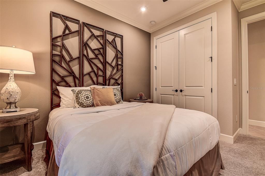 For Sale: $620,000 (3 beds, 2 baths, 1931 Square Feet)