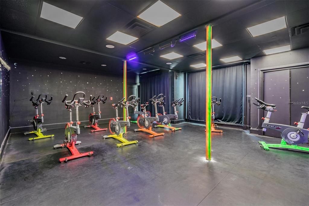 For Sale: $696,000 (5 beds, 3 baths, 3088 Square Feet)