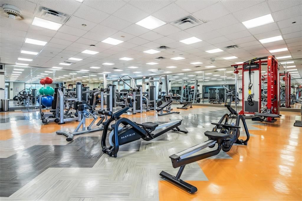 For Sale: $696,000 (5 beds, 3 baths, 3088 Square Feet)