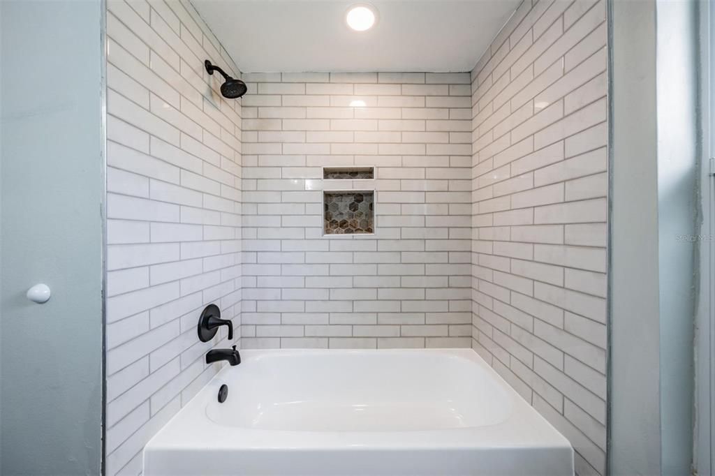 For Sale: $696,000 (5 beds, 3 baths, 3088 Square Feet)