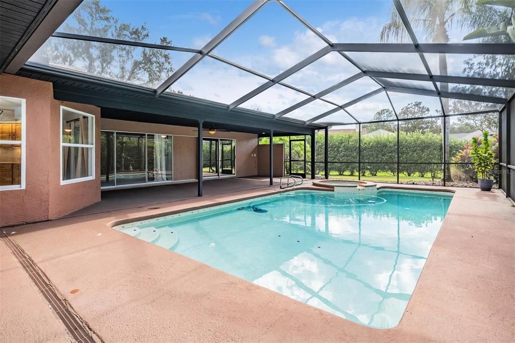 For Sale: $696,000 (5 beds, 3 baths, 3088 Square Feet)