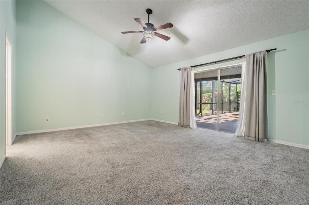 For Sale: $696,000 (5 beds, 3 baths, 3088 Square Feet)