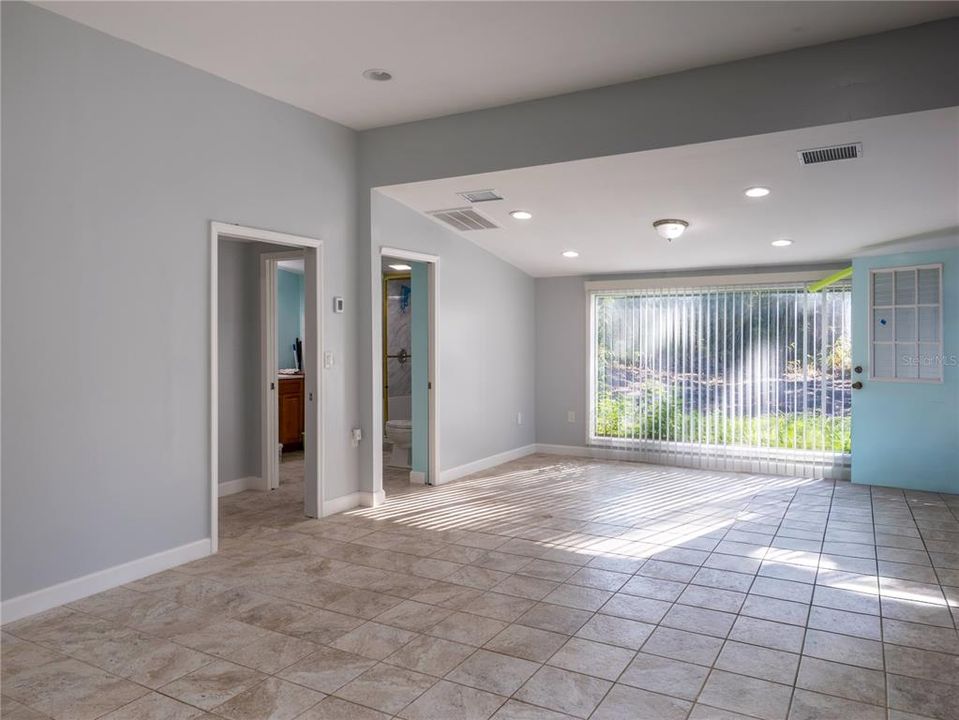 En Venta: $229,000 (1 camas, 1 baños, 864 Pies cuadrados)