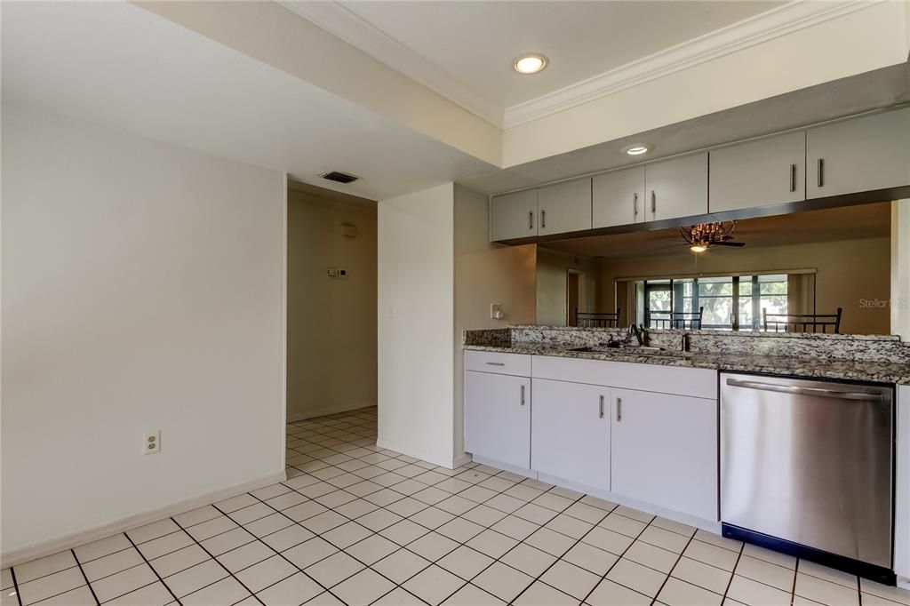 Active With Contract: $185,000 (2 beds, 2 baths, 1300 Square Feet)