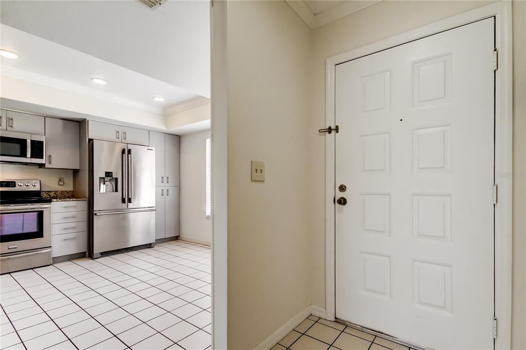 Active With Contract: $185,000 (2 beds, 2 baths, 1300 Square Feet)