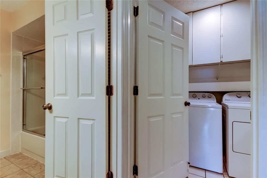 Active With Contract: $185,000 (2 beds, 2 baths, 1300 Square Feet)