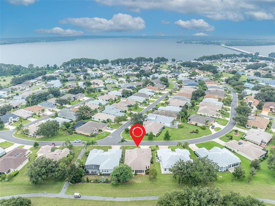 En Venta: $315,000 (3 camas, 2 baños, 1900 Pies cuadrados)