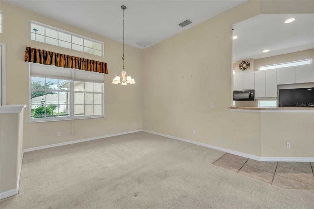 En Venta: $315,000 (3 camas, 2 baños, 1900 Pies cuadrados)