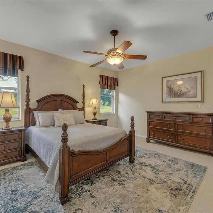 En Venta: $315,000 (3 camas, 2 baños, 1900 Pies cuadrados)