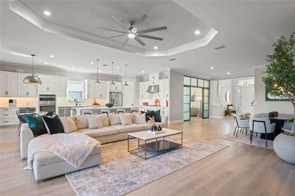 Activo con contrato: $950,000 (3 camas, 3 baños, 3090 Pies cuadrados)