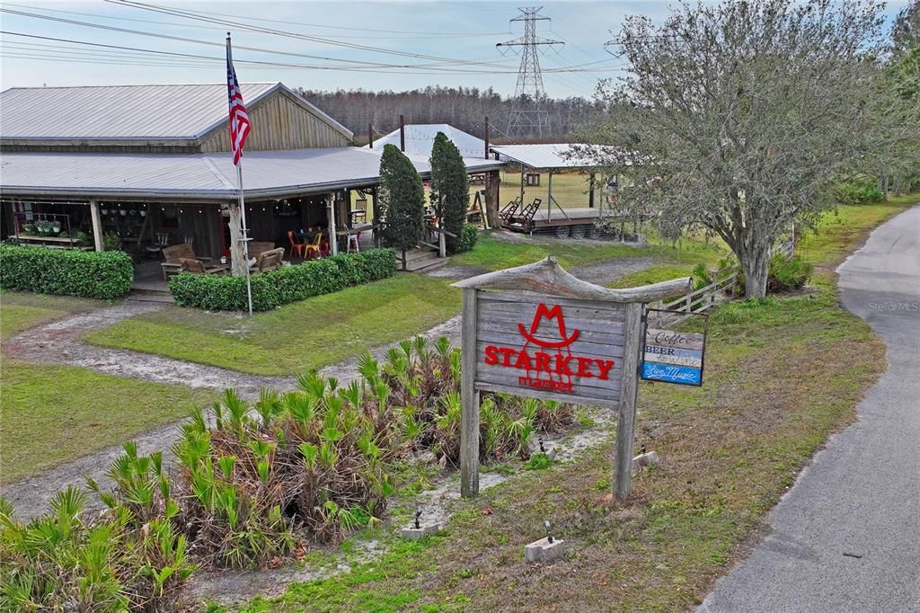 Activo con contrato: $950,000 (3 camas, 3 baños, 3090 Pies cuadrados)