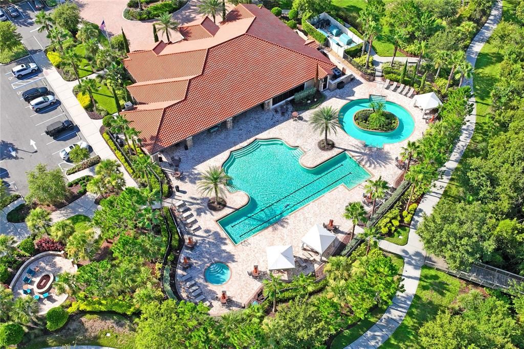 Activo con contrato: $950,000 (3 camas, 3 baños, 3090 Pies cuadrados)