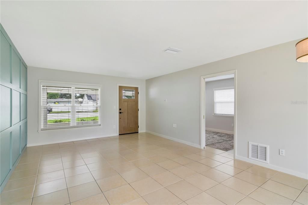 На продажу: $599,000 (3 спален, 2 ванн, 1250 Квадратных фут)