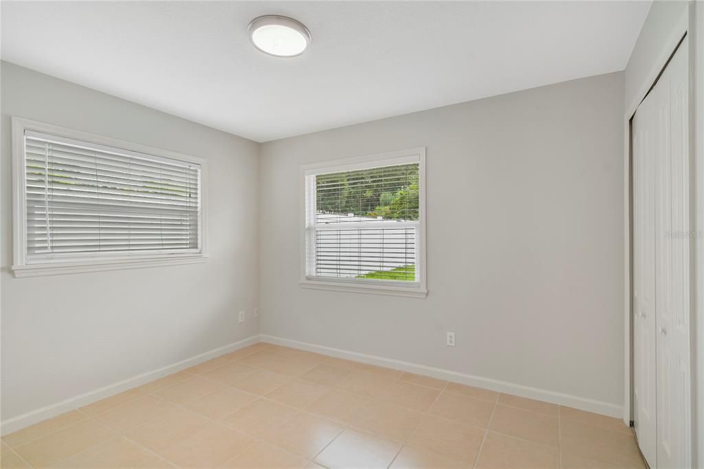 На продажу: $599,000 (3 спален, 2 ванн, 1250 Квадратных фут)