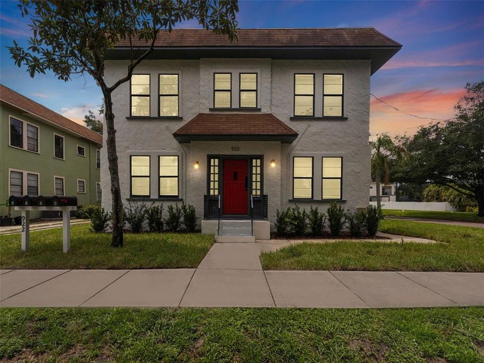 Vendido Recientemente: $1,035,000 (4 camas, 0 baños, 3222 Pies cuadrados)