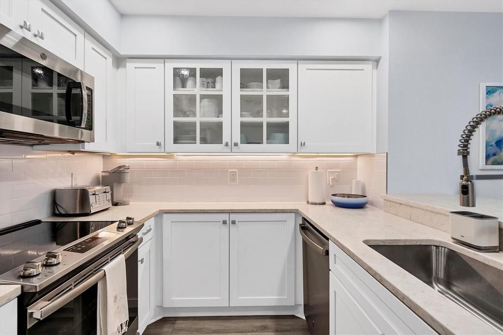 For Rent: $4,500 (2 beds, 2 baths, 1276 Square Feet)