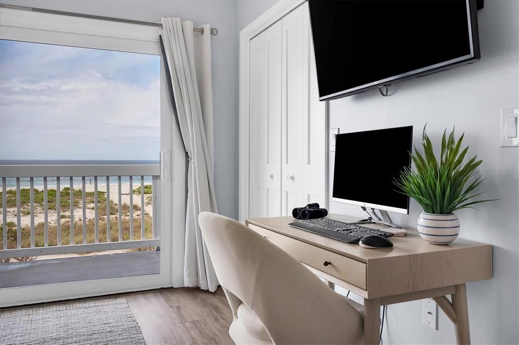 For Rent: $4,500 (2 beds, 2 baths, 1276 Square Feet)