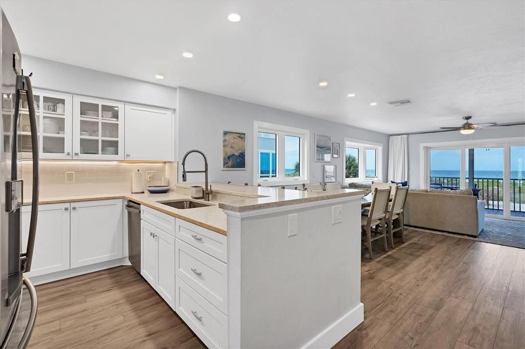 For Rent: $4,500 (2 beds, 2 baths, 1276 Square Feet)