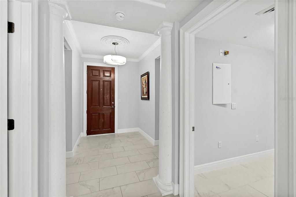 For Sale: $799,000 (3 beds, 3 baths, 2330 Square Feet)