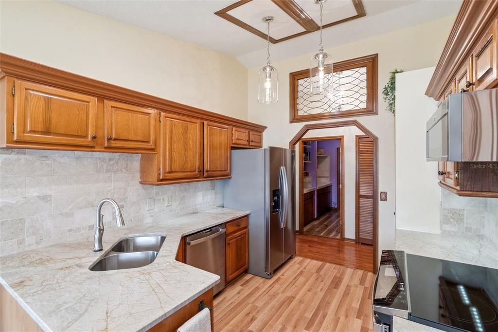 En Venta: $439,000 (3 camas, 2 baños, 1878 Pies cuadrados)