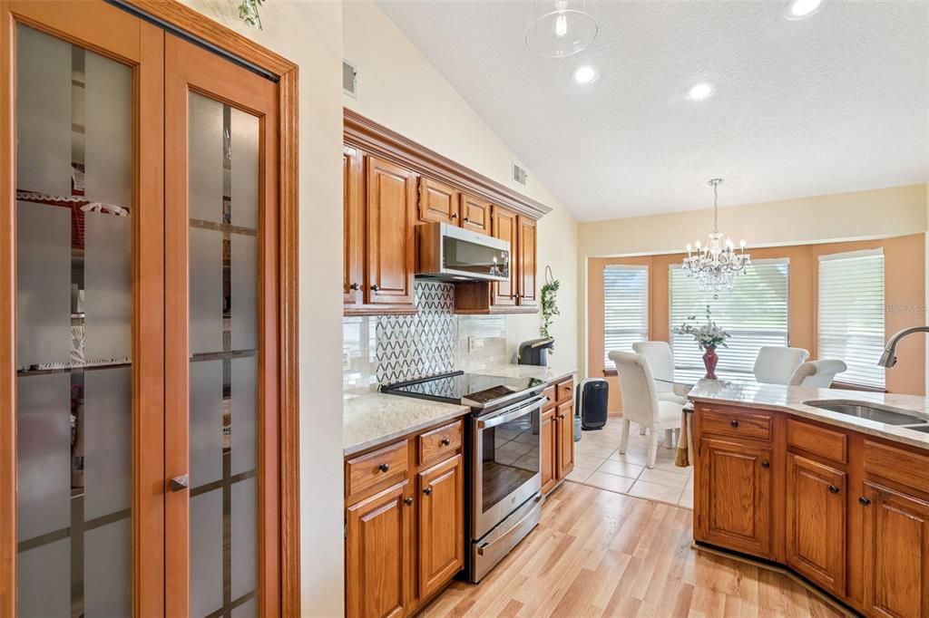 En Venta: $439,000 (3 camas, 2 baños, 1878 Pies cuadrados)