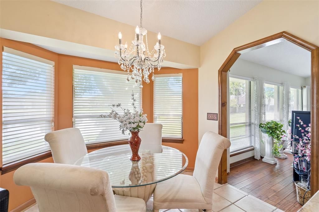 En Venta: $439,000 (3 camas, 2 baños, 1878 Pies cuadrados)