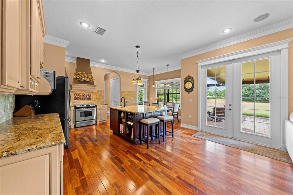 На продажу: $1,080,000 (4 спален, 3 ванн, 2597 Квадратных фут)