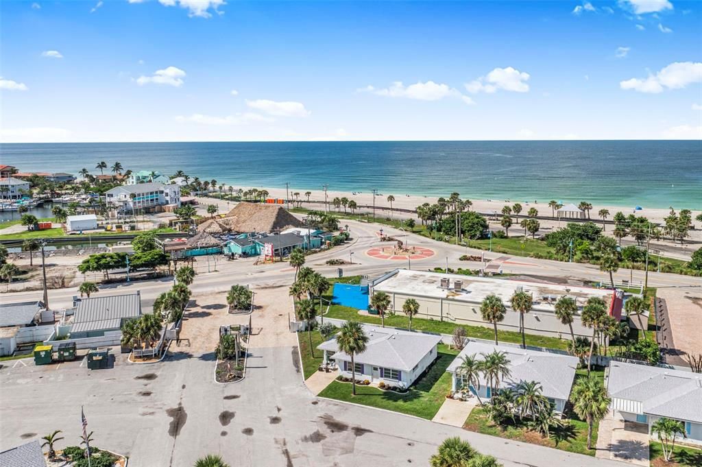 En Venta: $399,500 (2 camas, 2 baños, 1275 Pies cuadrados)