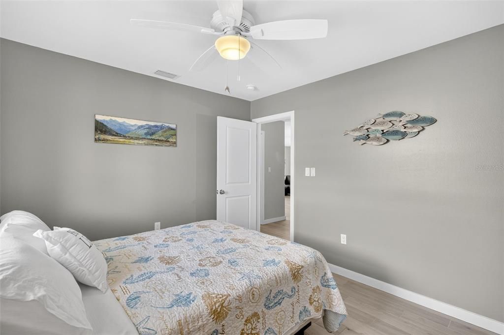 En Venta: $399,500 (2 camas, 2 baños, 1275 Pies cuadrados)