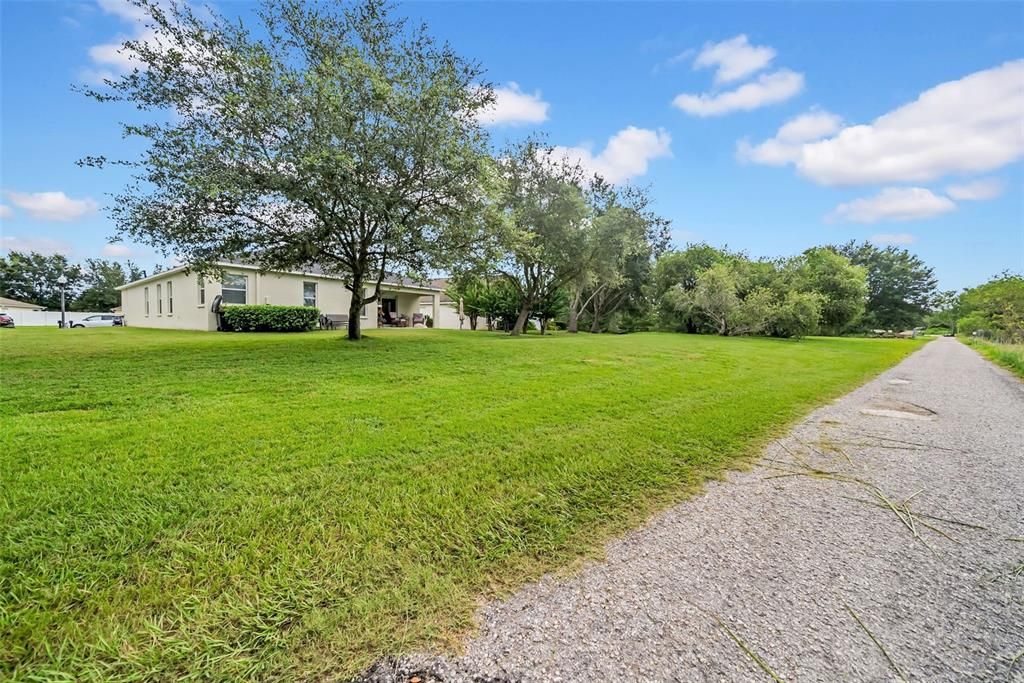 For Sale: $344,900 (4 beds, 2 baths, 1991 Square Feet)