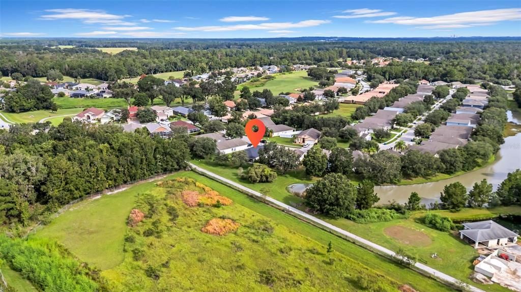 For Sale: $344,900 (4 beds, 2 baths, 1991 Square Feet)