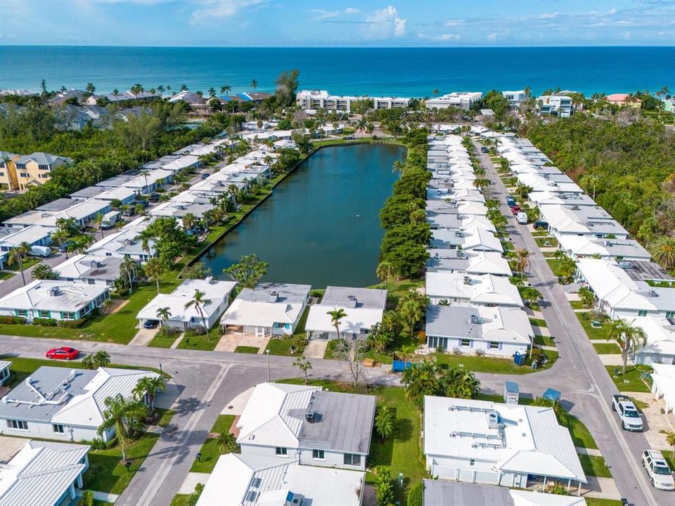 For Sale: $380,000 (2 beds, 2 baths, 1327 Square Feet)