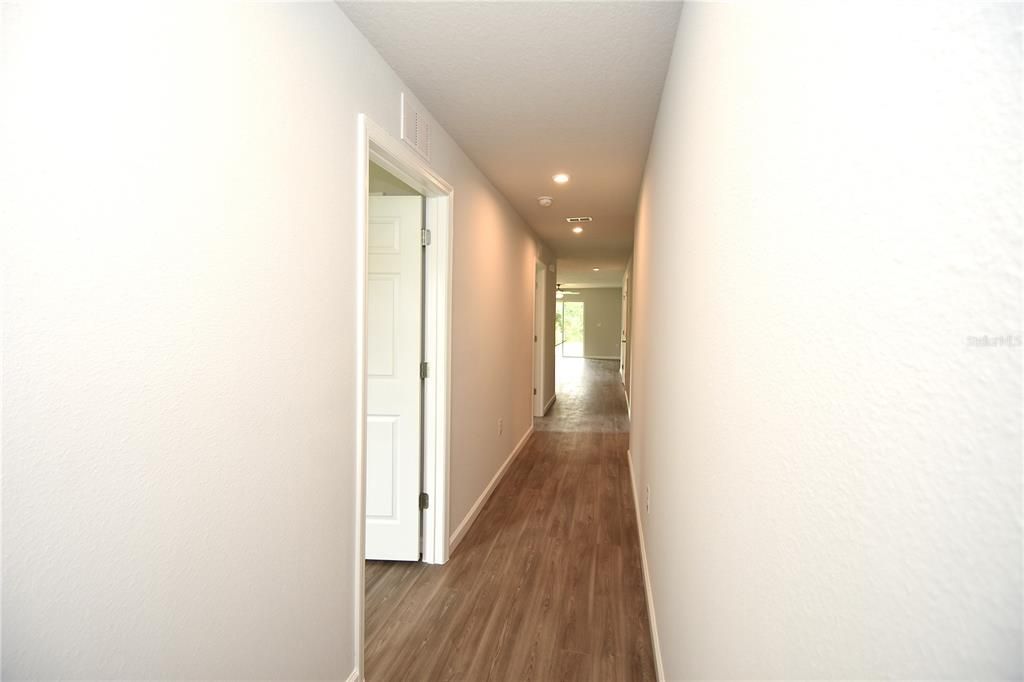 出租: $2,100 (4 贝兹, 2 浴室, 1517 平方英尺)