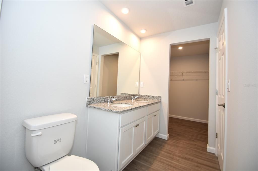 出租: $2,100 (4 贝兹, 2 浴室, 1517 平方英尺)