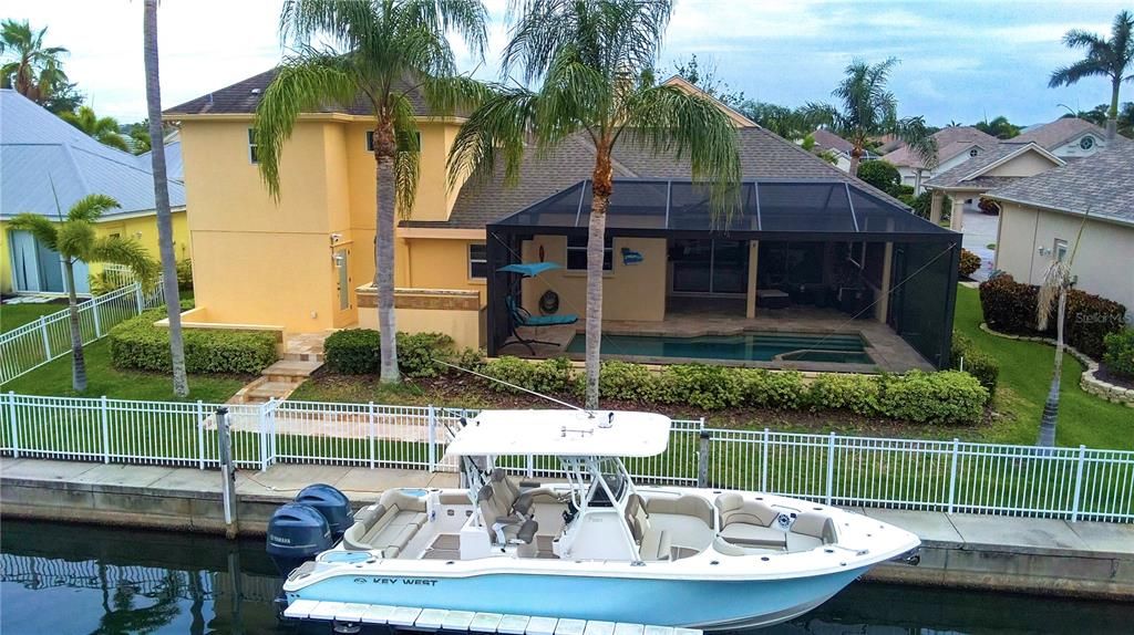 Active With Contract: $898,000 (4 beds, 3 baths, 2482 Square Feet)