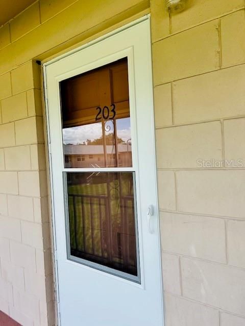 For Sale: $94,999 (1 beds, 1 baths, 650 Square Feet)