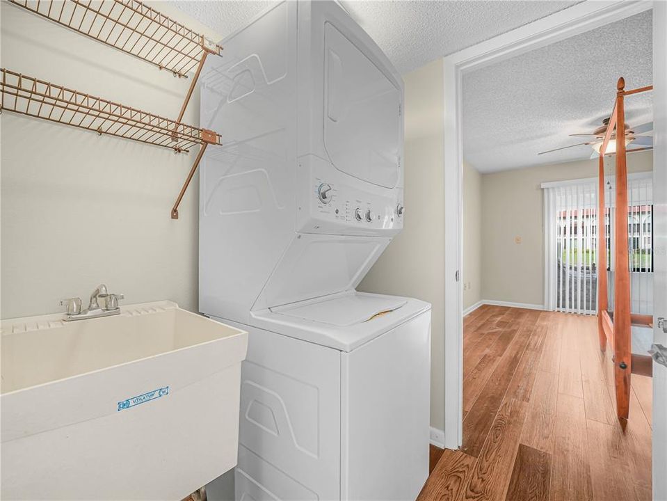 待售: $154,900 (2 贝兹, 2 浴室, 1600 平方英尺)