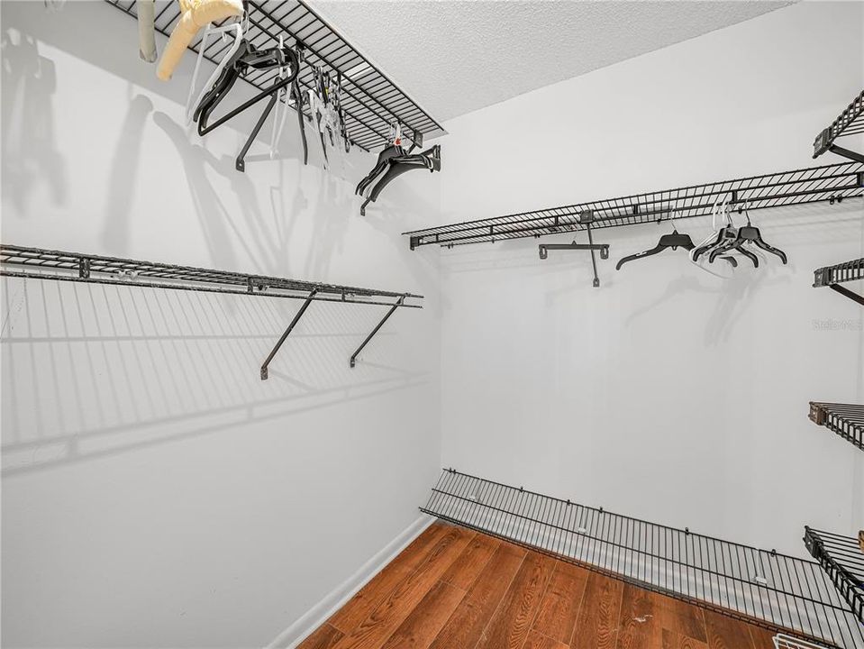 待售: $154,900 (2 贝兹, 2 浴室, 1600 平方英尺)